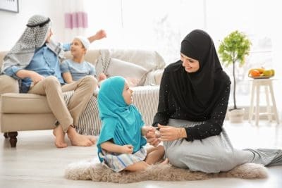 kids listen to muslim parents